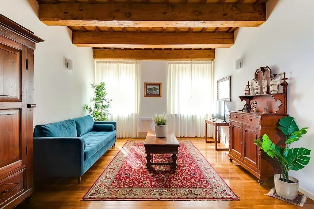 Villa Maison Anna - Relax In Casa Indipendente Con Giardino In Centro E Free Parking à Rimini 0*,
