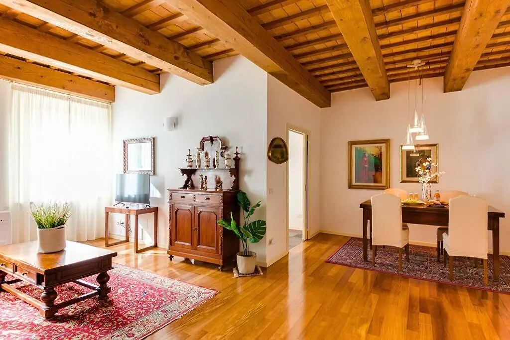 Villa Maison Anna - Relax In Casa Indipendente Con Giardino In Centro E Free Parking à Rimini 0*,  Italie